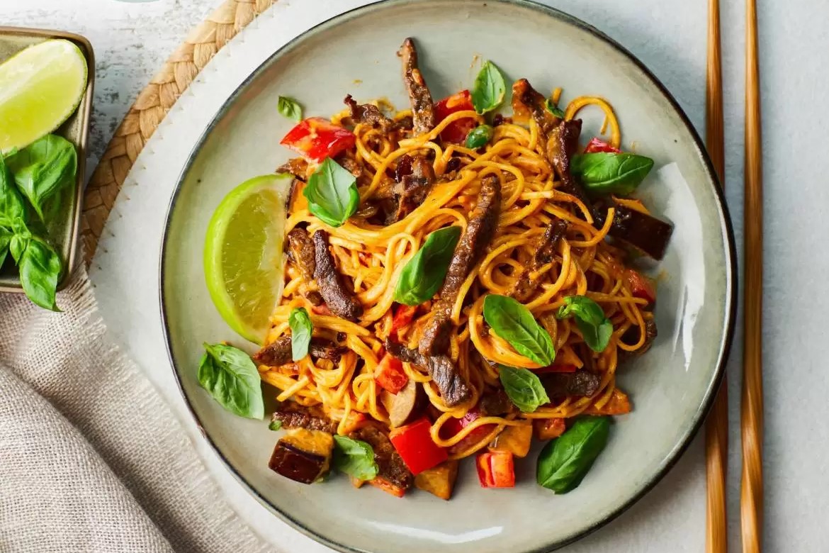 currynoedels-met-biefstuk